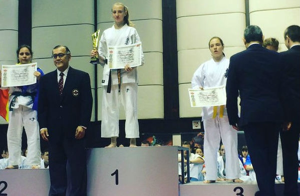 Донская спортсменка Елизавета Кривошлыкова выиграла первенство Европы по каратэ